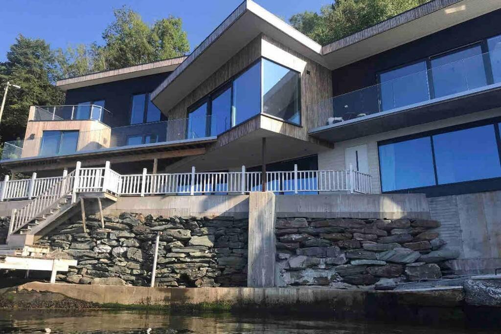 Panoramaresort In Hardangerfjorden Leilighet I Sjokanten Ved Hardangerfjorden For 7 Personer Boat , Sauna,Kajak, Sup For Rent Øystese エクステリア 写真